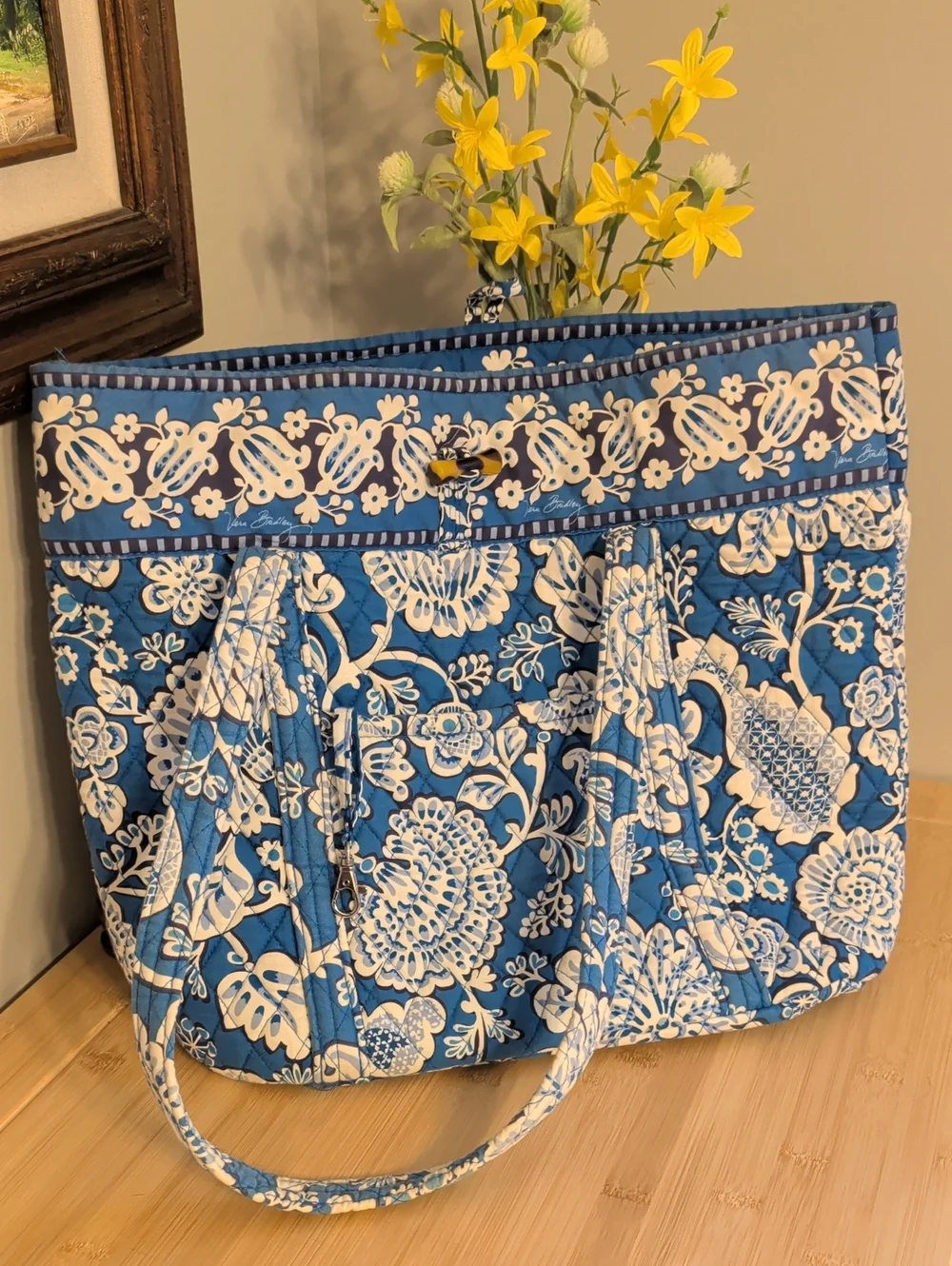 Vera Bradley Blue Lagoon XL Vera Floral Quilted Tote